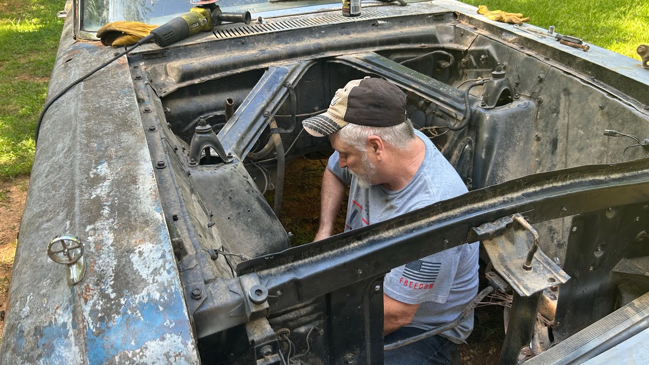 Cleaning up the comet getting it ready for the axle