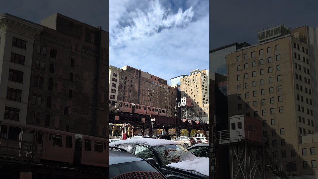 Chicago L train 