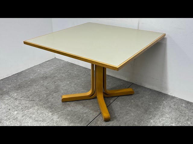 □ Magnus Olesen Rud Thygesen&Johnny Sorensen Bentwood Pedestal