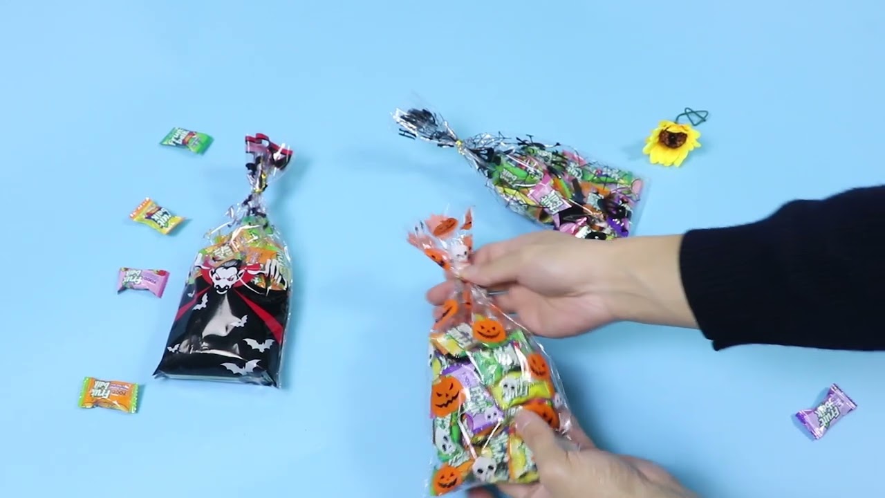 Festival Cellophane Treat Bags Printed With Twist Ties