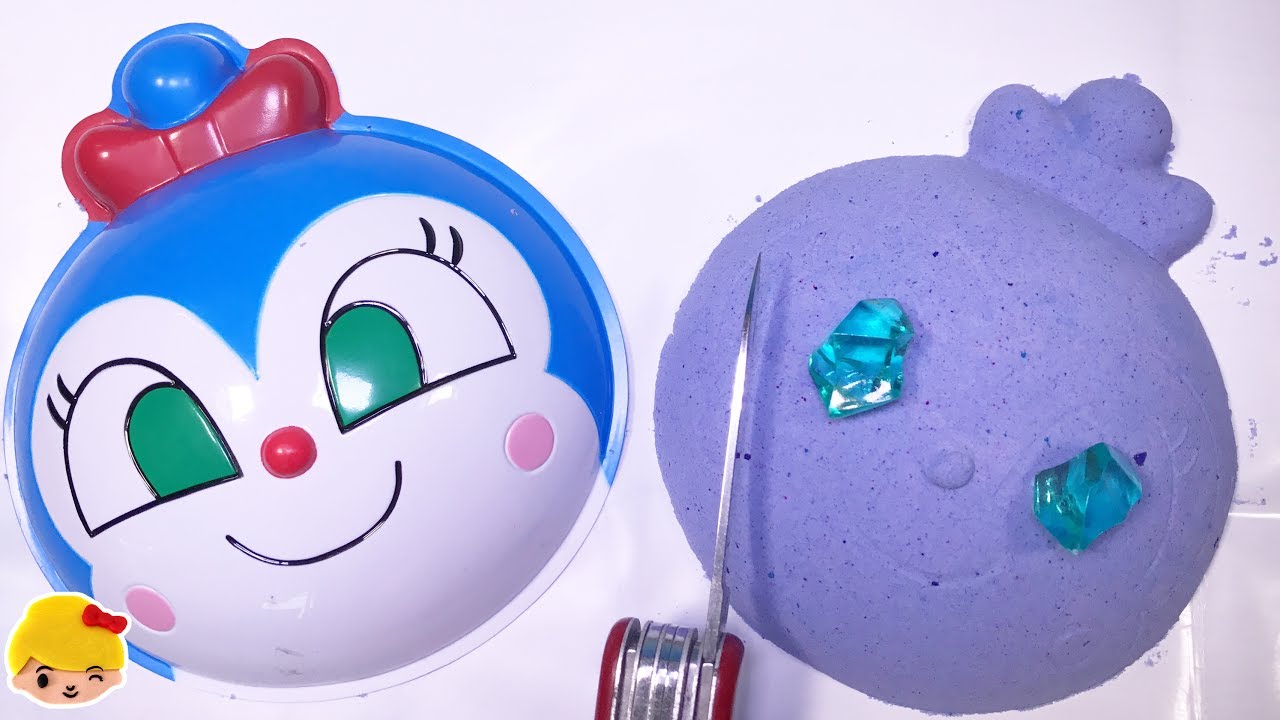 アンパンマン おもちゃ 砂遊び ばいきんまんのいたずら キネティックサンドのお面にキャラクターをとじこめちゃった かくれんぼ 宝探し コキンちゃん あかちゃんまん すなば アニメ トイ キッズ Youtube