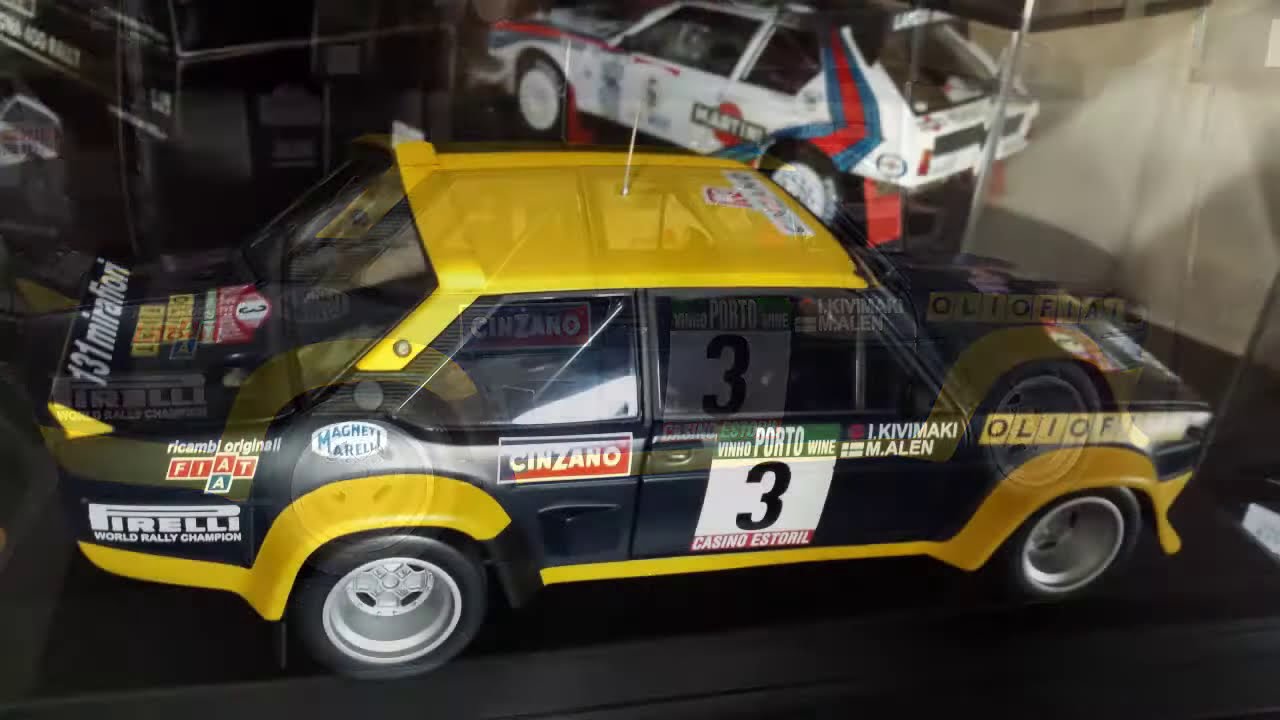 Kyosho Fiat 131 Abarth Rally Portogallo 1977 Scala 1/18 - YouTube