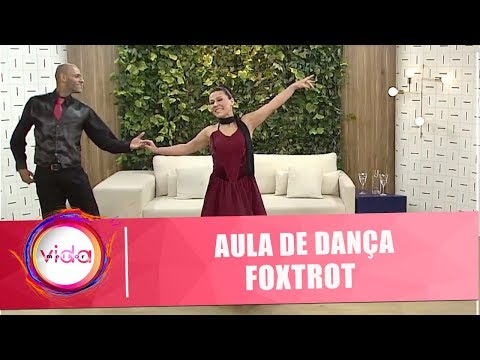 Vídeo: Como Dançar O Foxtrot