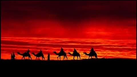 Thumbnail of Desert caravan de Aaron Kenny