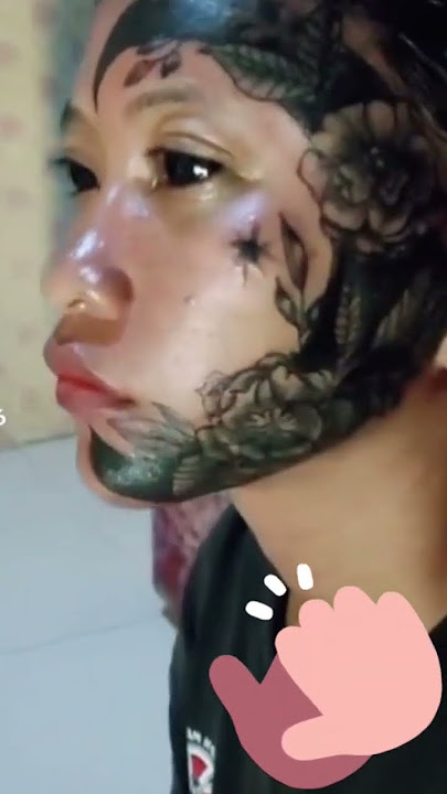 serem cewek ini di tato belo mukanya begini