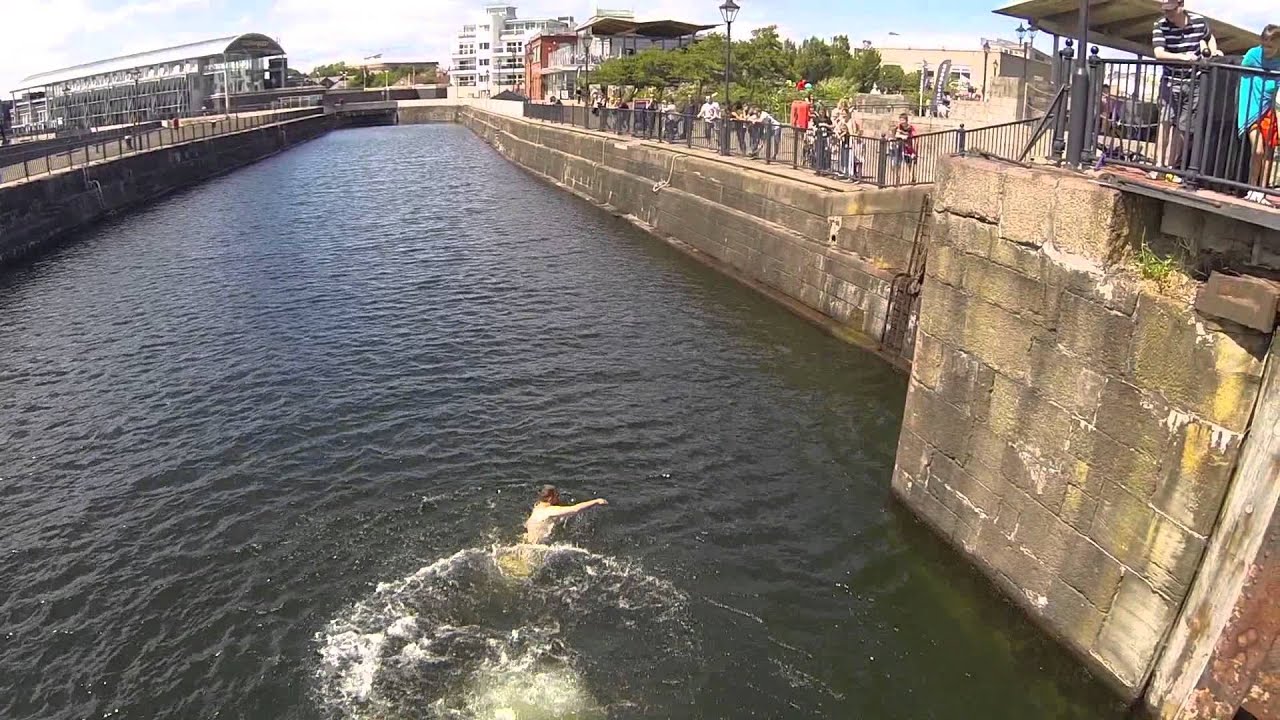 Cardiff Bay Diving off the dock wall YouTube