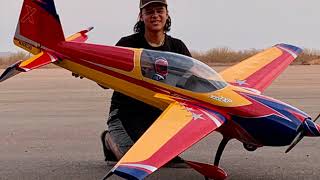 Extreme Flight 85" Extra 300