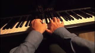 falling behind - laufey