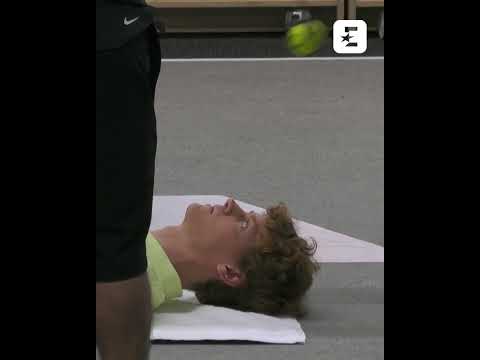 😅 Session hypnose pour Sinner avant sa finale face à Zverev #ao2025 #tennis #atp #australia #shorts