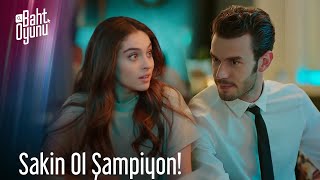 En Sevilen Bora Doğrusöz Sahneleri