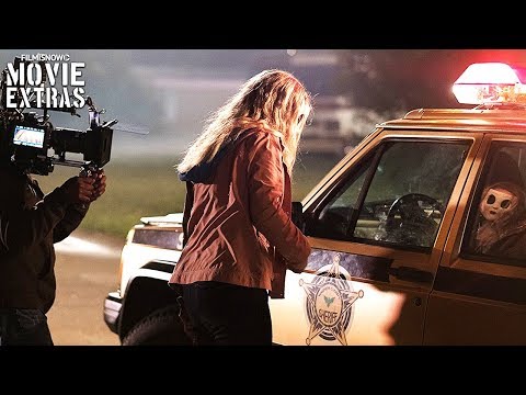Go Behind the Scenes of The Strangers: Prey at Night (2018)