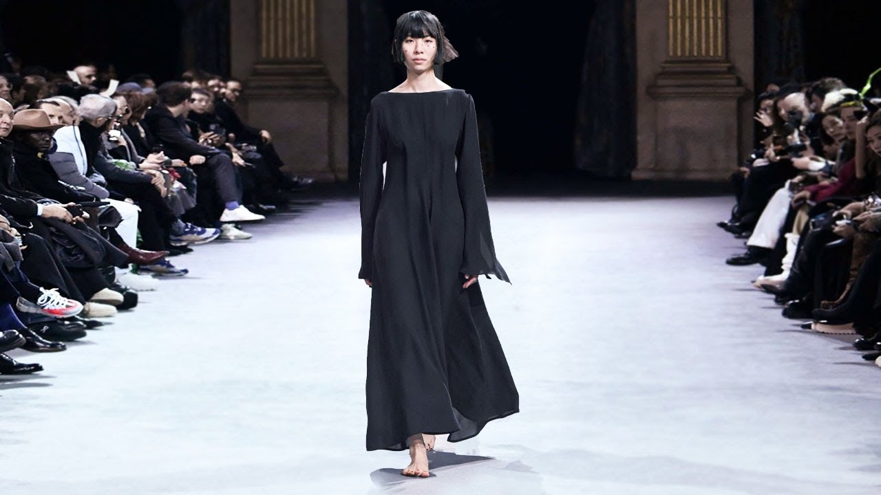 Yohji Yamamoto Fall/Winter 2023/24 Paris