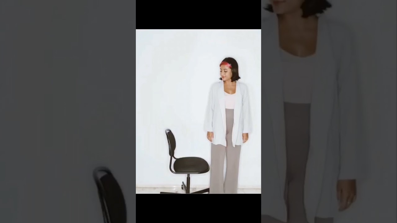 Awkarin - etika cara duduk yang benar & sopan