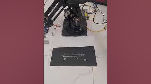 Lập trình điều khiển cánh tay Robot gắp, thả vật.