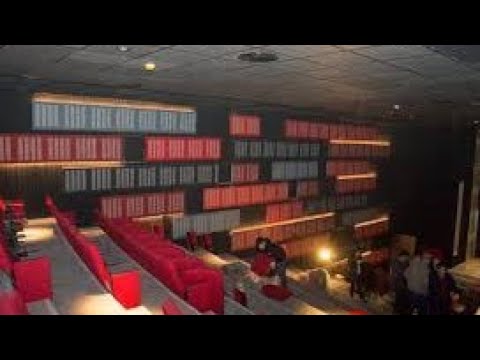 Llegan butacas para el Cine Zurro