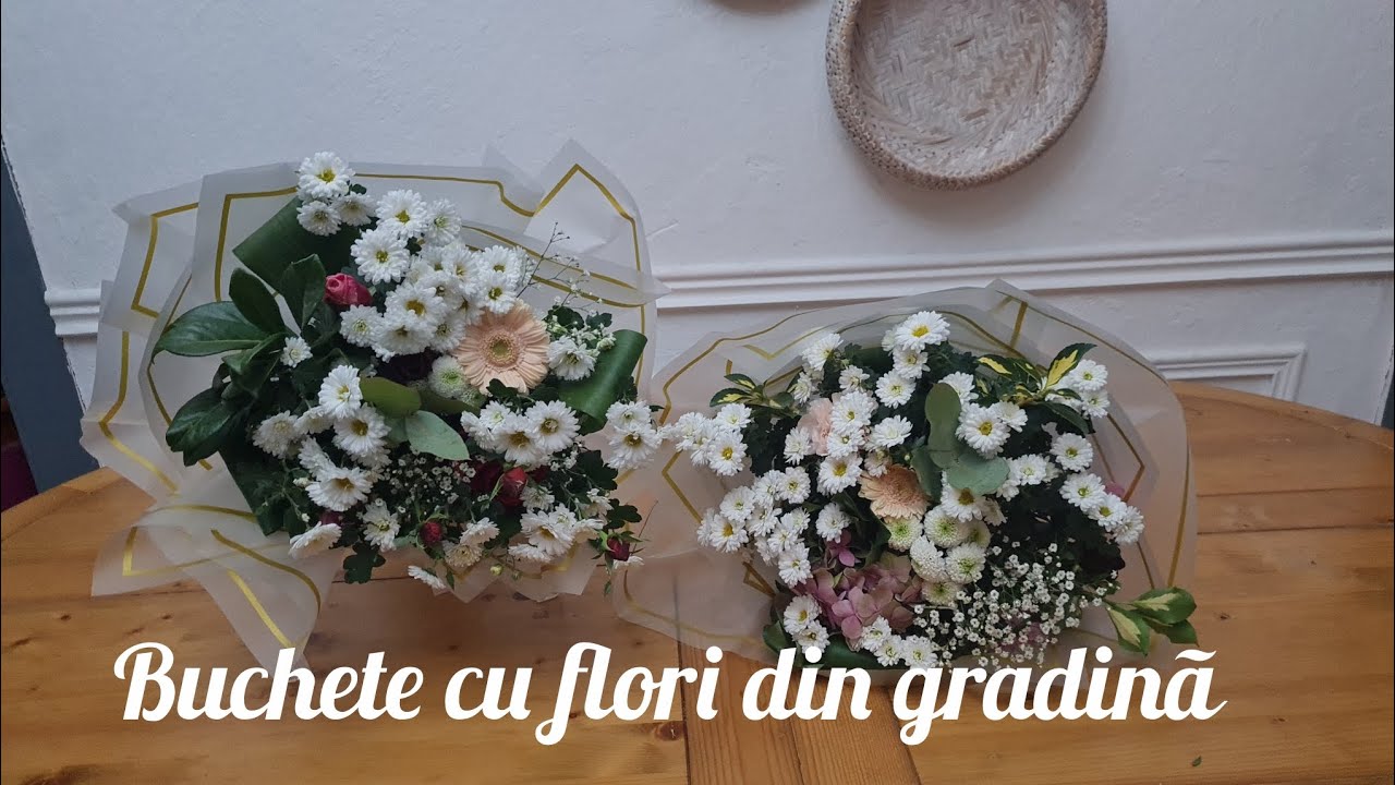 Buchete cu flori din gradină.