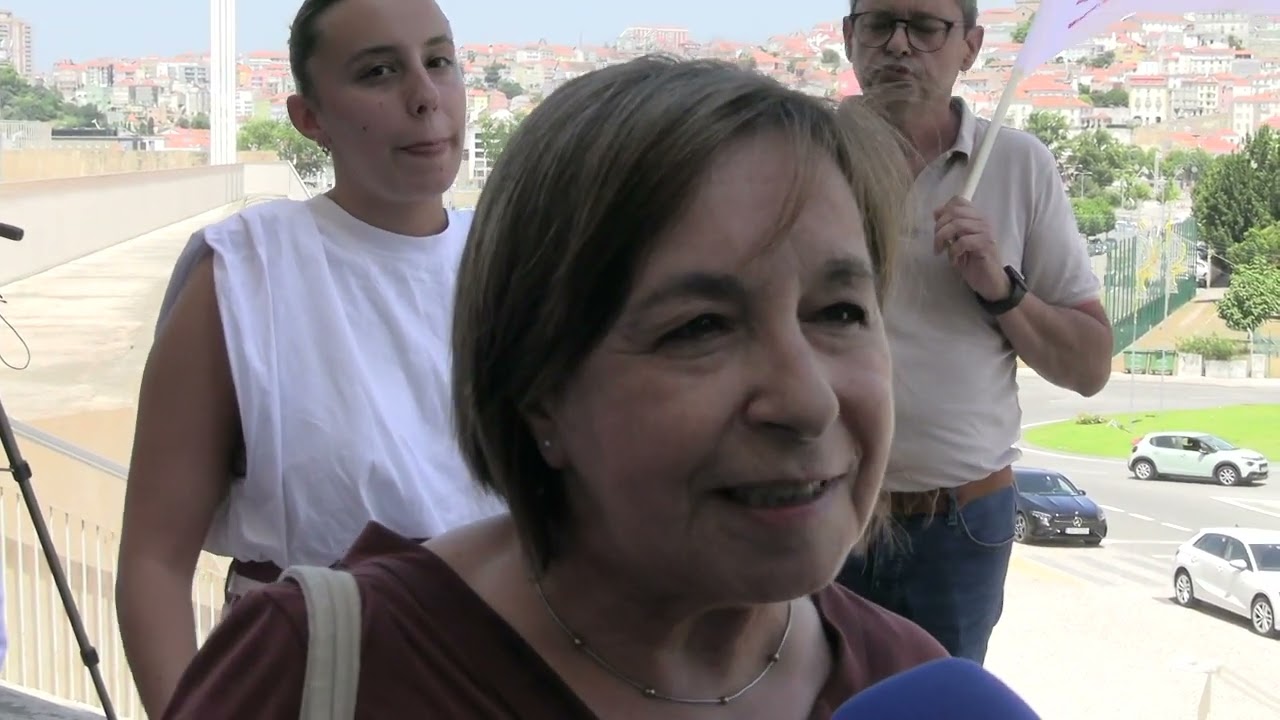 Fernando Alexandre ouviu em Coimbra a voz de quem vive a Escola Pública