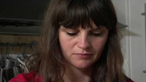 HEADWAY 5TH EDITION Beginner UNIT-03  | A profile Paula Harrid |