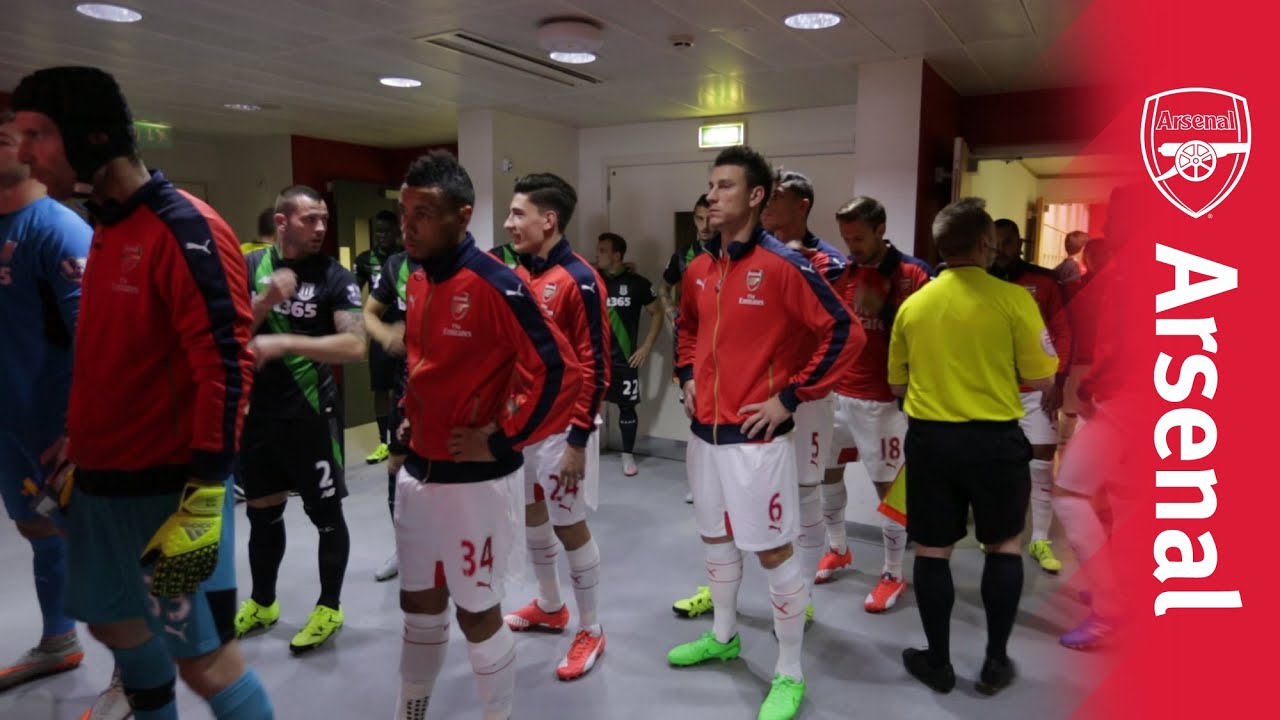 Arsenal v Stoke feat Carmelo Anthony | TunnelVision