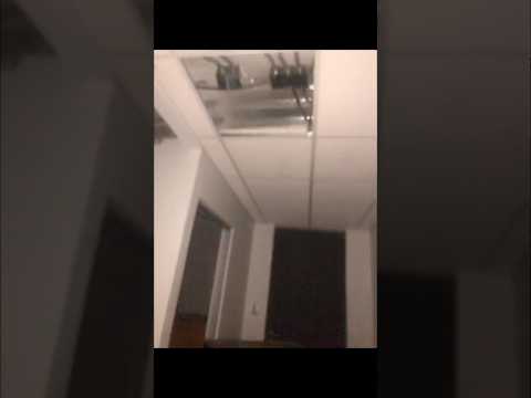 me encanta hacer esto, es lo más parecido a estar en los backrooms. Chile