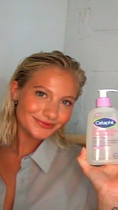 90s Energy on Our Nourishing Oil to Foam Cleanser Photoshoot!