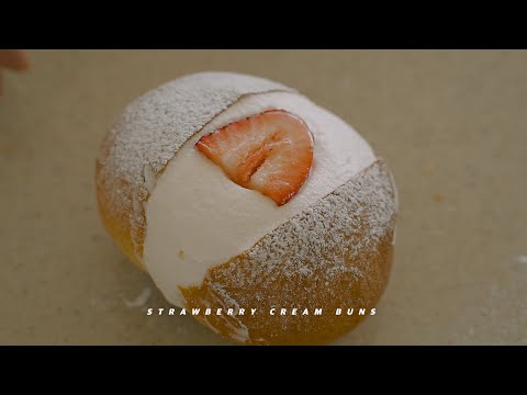 딸기 생크림 빵 : Strawberry Cream Buns | Honeykki <strong>꿀키</strong>