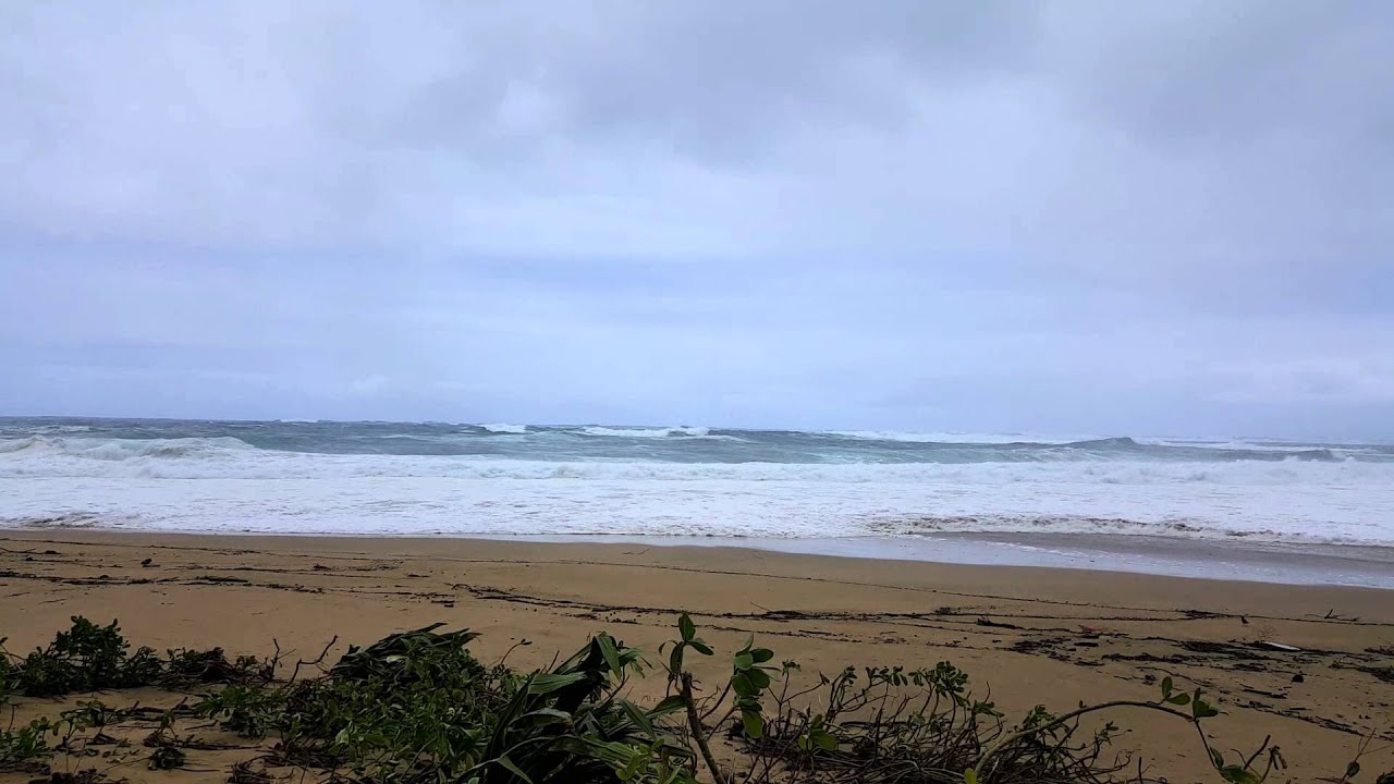 Kauai Tunnels Beach closed due to high surf YouTube