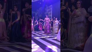 Legaye Legaye remix with the girlies 🩷💃#WeddingDance #MehndiVibes #GirlsDance #PakistaniWeddings