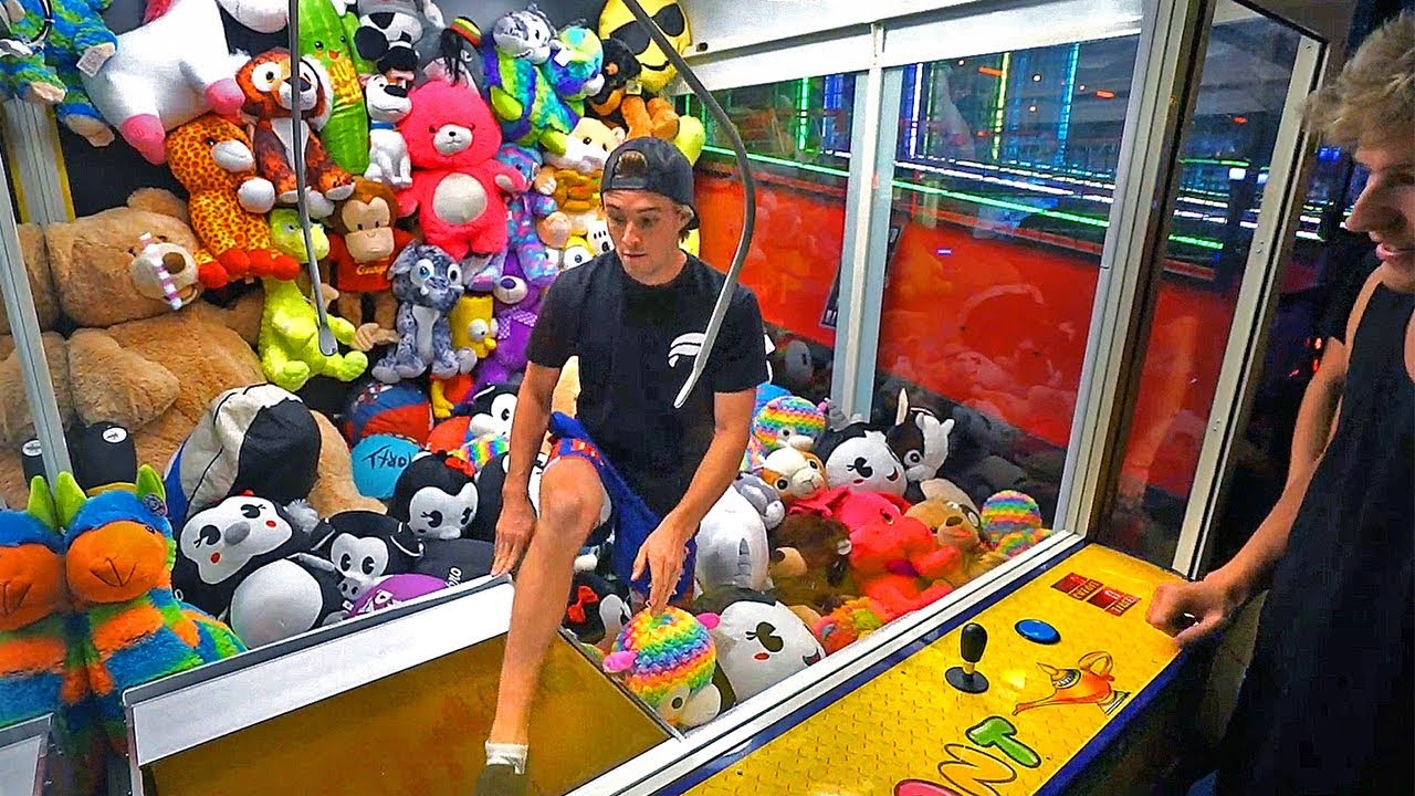 Sneaking into GIANT TOY CRANE MACHINE! *kicked out* Sneaking into GIANT TOY CRANE MACHINE! *kicked out*