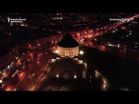 В Армении гасят свет в память о жертвах