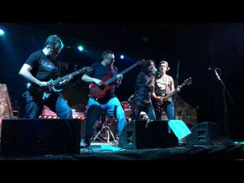 Chess - Frente a Frente (Heavy Metal)