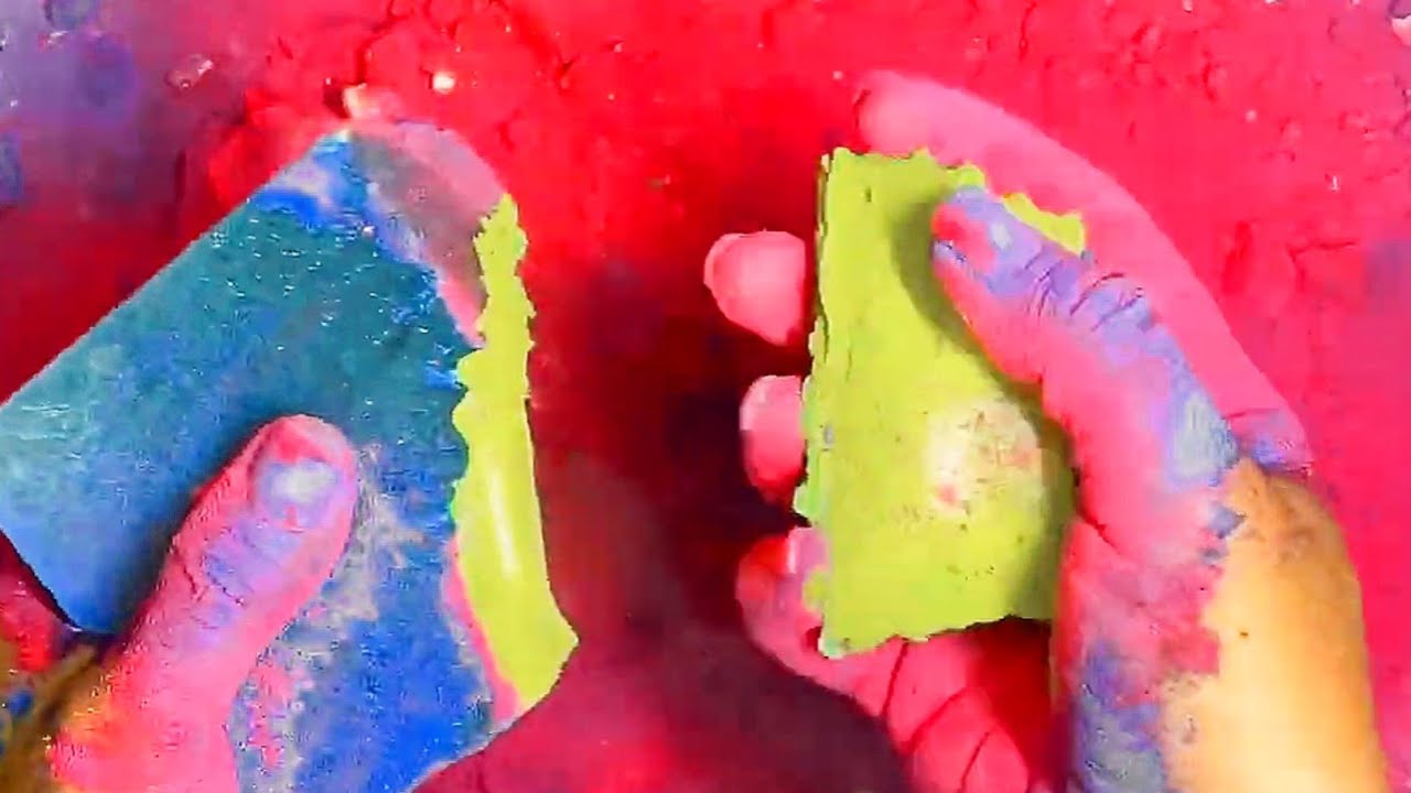 Colourful Dyed Gym chalk Crumbling #oddlysatisfying #gymchalkcrush # ...