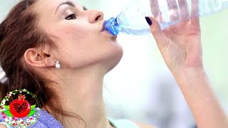 Посмотрите, как изменится ваше лицо после того, как вы будете пить много воды в течение 1 месяца