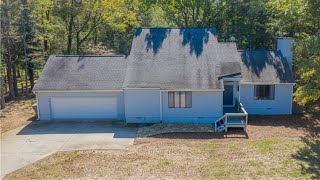 10009 Four Mile Creek Road, Charlotte, NC Presented by High Performance Real Estate Advisors.