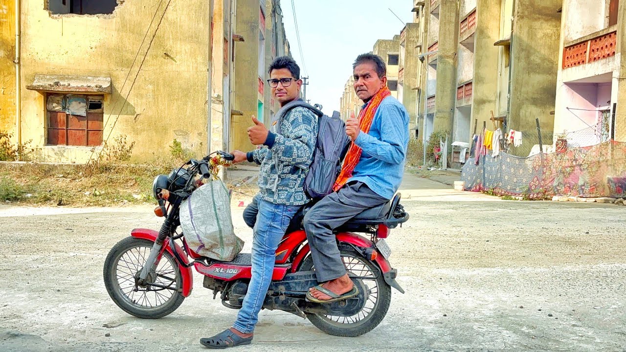 Ghar Ka Saman Kharidne Chale Market Papa Hum 😎 #rajugvlogs