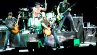 Daughtry - Home - Bon Jovi Concert 11-4-07