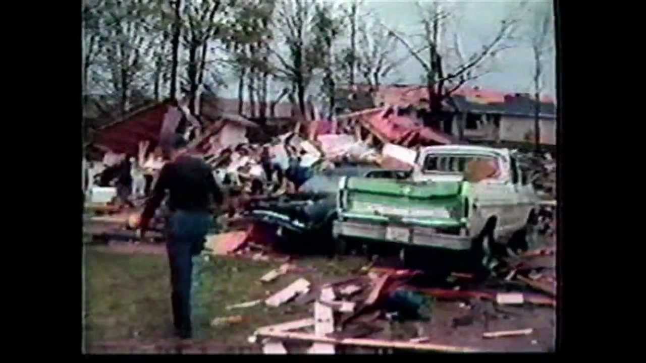Tornadoes In The South Easter Sunday 1984 - YouTube