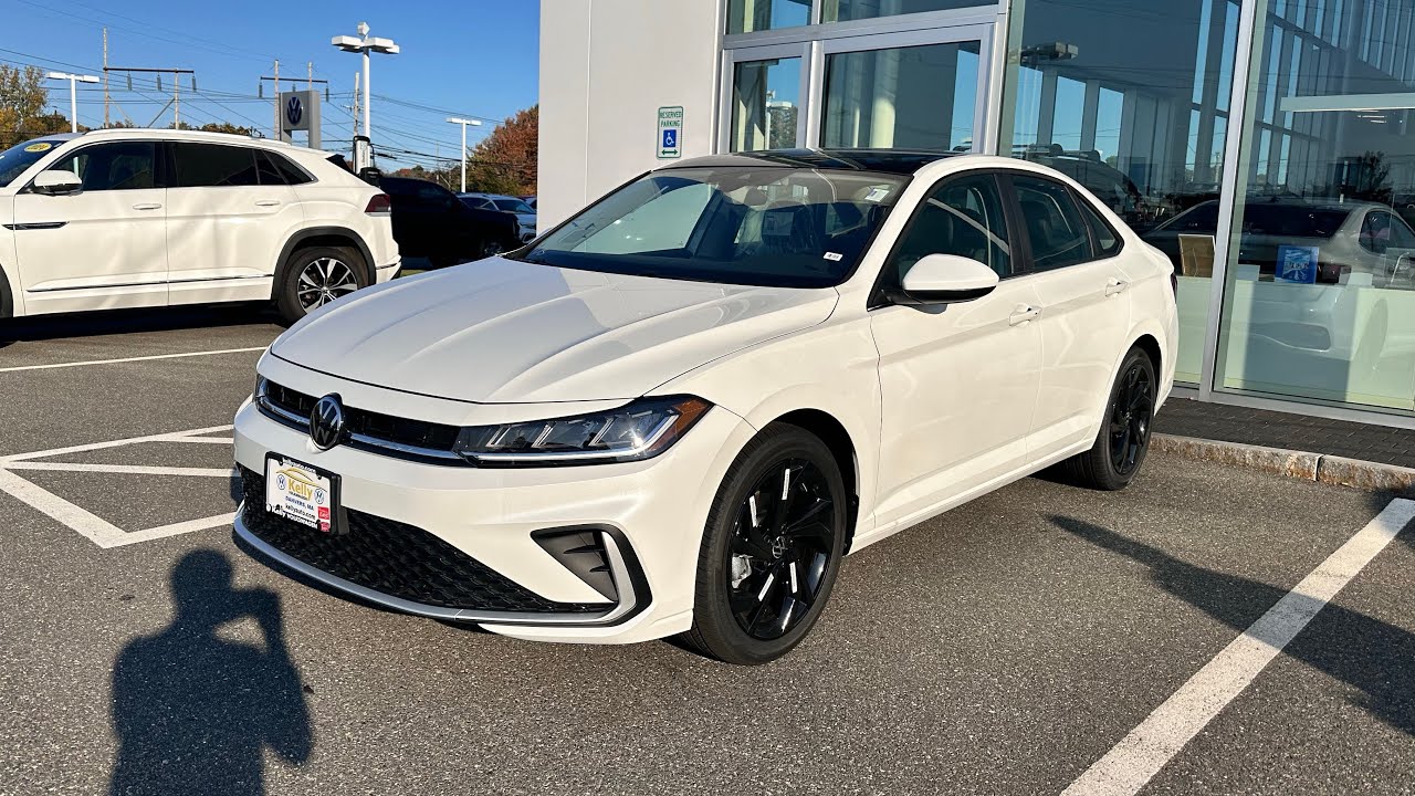 2025 Volkswagen Jetta 1.5T SE startup and horn