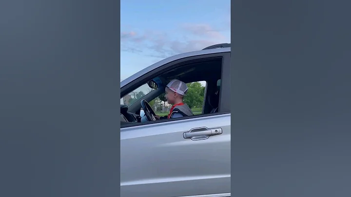 You should not leave your child in the car😨😳🫣#boriskatefamily #shorts #son #kids