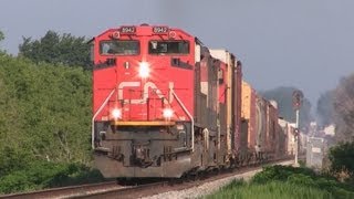 Cn 8942 East, A Fast M338 Train On 7-6-2013
