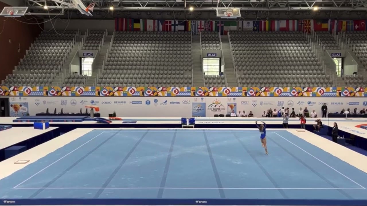 🥈 Elena Colas 🇫🇷 FX EF 13.700 2025 EYOF