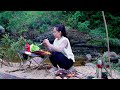 Solo beauty Bushcraft | Enjoy a delicious meal beside the stream | ASMR cozy nature sounds