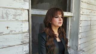 Münevver Özdemir / Deli Gönül Yine Ahuzar Oldu (Leyla)