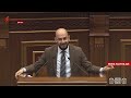 Թաթիկներով չխոսե՛ք ինձ հետ․ լռե՛ք, երբ որ ես ելույթ եմ ունենում․ Արթուր Հովհաննիսյանը՝ Ղազինյանին