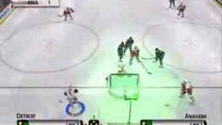 131004NHL2005