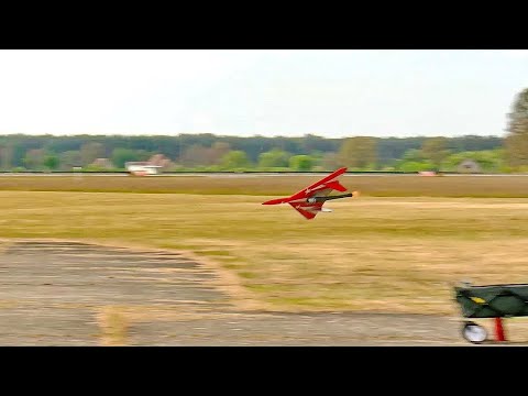 STUNNING !!! CRITICAL TOUCH AND GO ALMOST CRASHED WITH RC PULSO JET / PULSE JET FLIGHT DEMONSTRATION