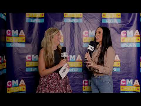 Sara Evans on CMA Fest Memories, Life as “Granny”