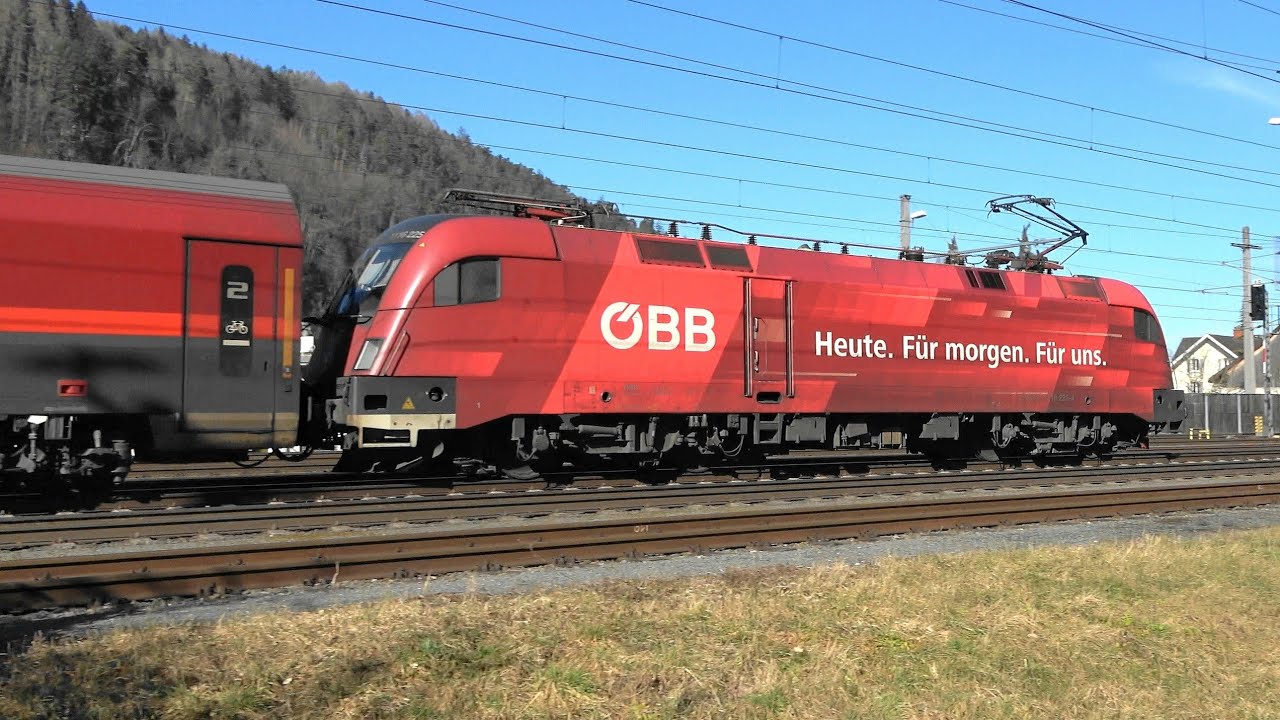 Feldkirch Graffiti Railjet, 100Jahre ÖBB Railjet, Güterzug m. Weichentransportwagen, WESTbahn & mehr