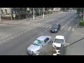Проскочил на красный: в Волгограде снова побились машины около администрации области
