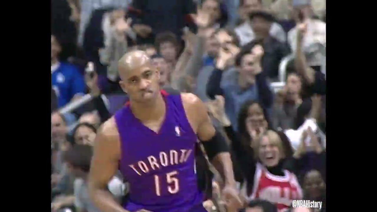 This Date in NBA History: Vince Carter alley-oop dunk and game winning 3-pointer vs. LAC in 2000